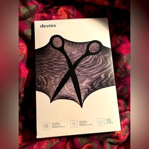 Sheertex Backseam Super-Sheer Rip-Resist Tights